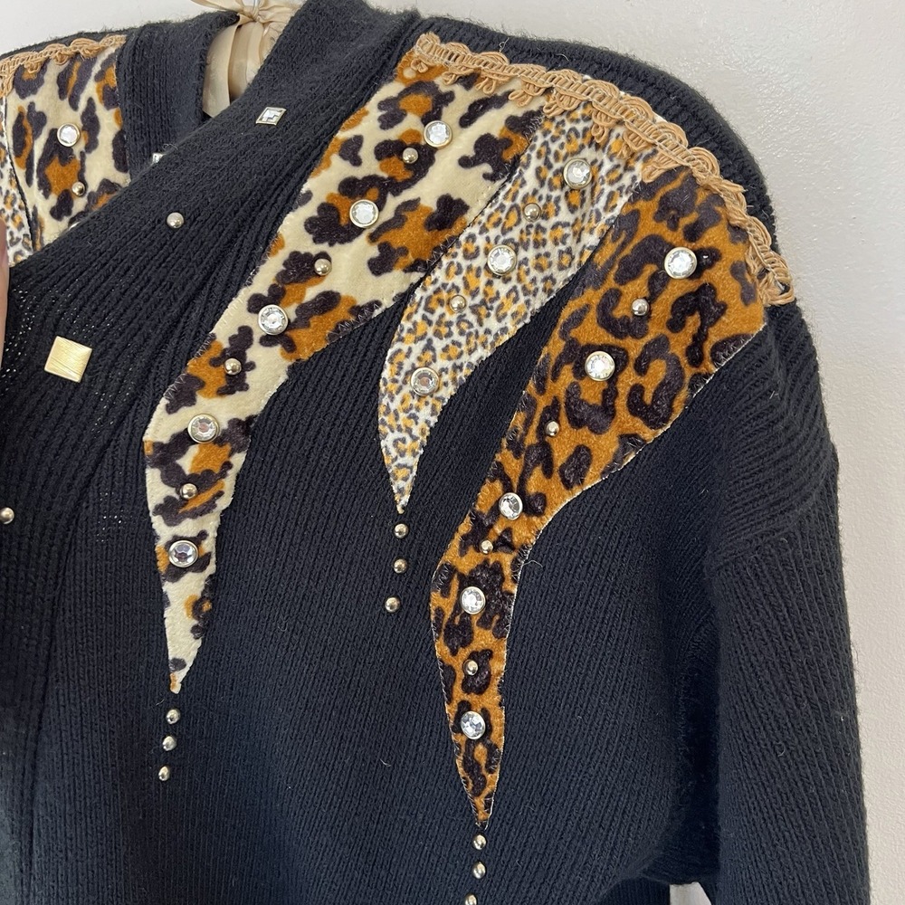 Vintage Focus USA Black Animal Print Rhinestone Mobwife Duster Cardigan Sz L/ XL - Picture 3 of 11